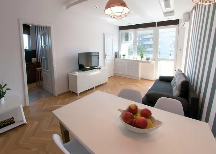 Old Town Grand Theatre Apartment